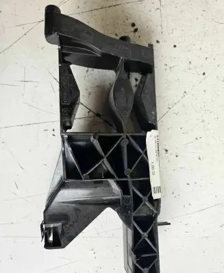 Audi A6 S6 C8 4K Headlight/headlamp mounting bracket 4G0805607