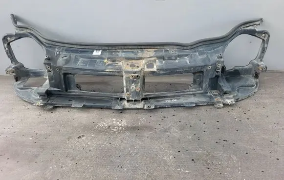Renault Trafic II (X83) Front bodywork piece 8200555537 8200555541