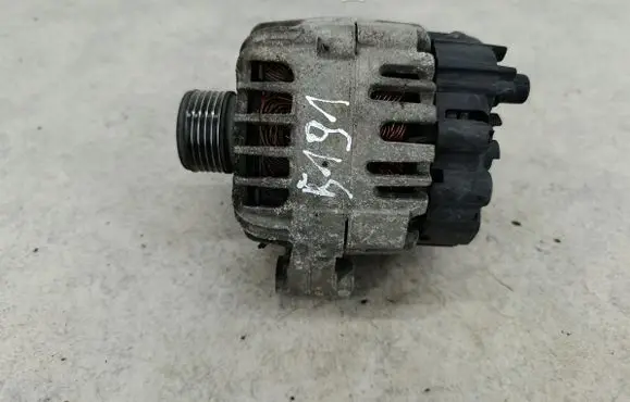 Mitsubishi Colt Generator/alternator 