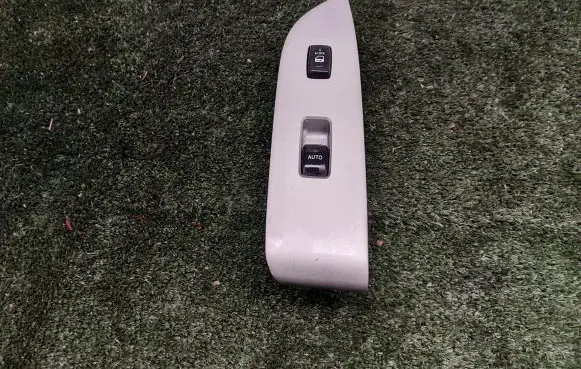 Lexus RX 330 - 350 - 400H Electric window control switch 7423048140