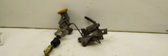 Subaru Legacy Clutch master cylinder