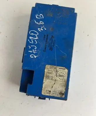 Mitsubishi Pajero Fuse module MR445952 G8C500M E1ACS