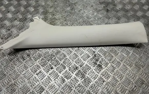 Jeep Cherokee (A) pillar trim