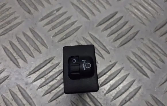 Toyota Auris 150 Headlight level height control switch 841520-02040