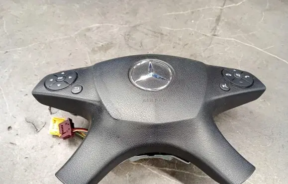 Mercedes-Benz C W204 Side airbag 20486002029