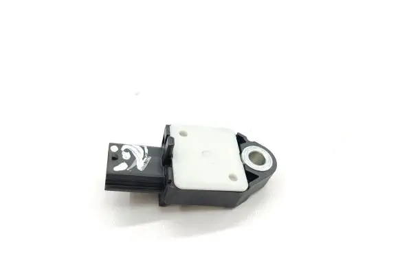 Toyota Auris E180 Airbag deployment crash/impact sensor 8983102130