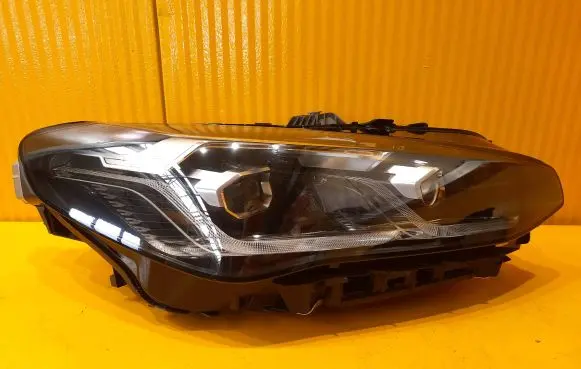 BMW 2 Active Tourer U06 Headlight/headlamp 5A42248