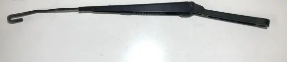 Chevrolet Blazer Front wiper blade arm