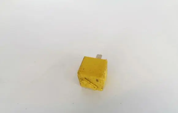 Ford Mondeo MK I Other relay 93bg14n089ba v23136-b1-x3