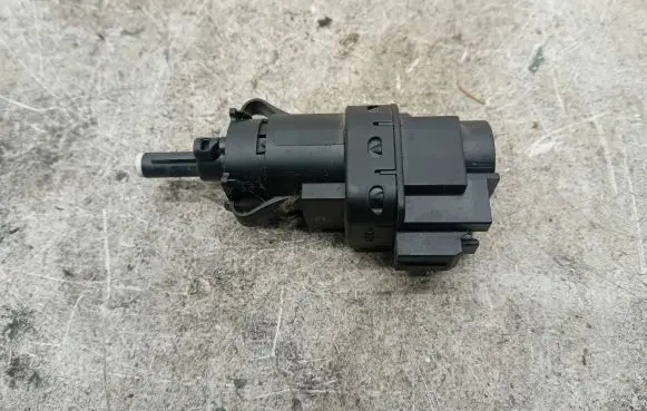 Ford C-MAX I Brake pedal sensor switch 3M5T13480AB