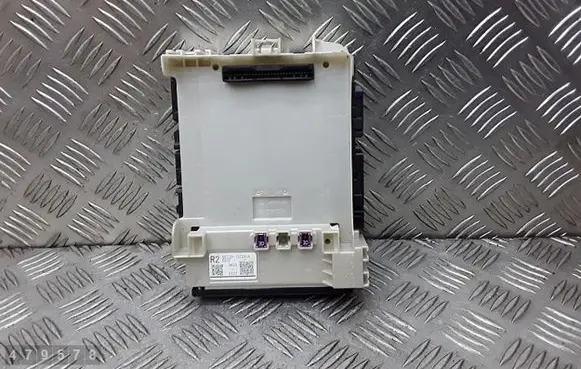Toyota Corolla E160 E170 Engine control unit/module 8273012z20a