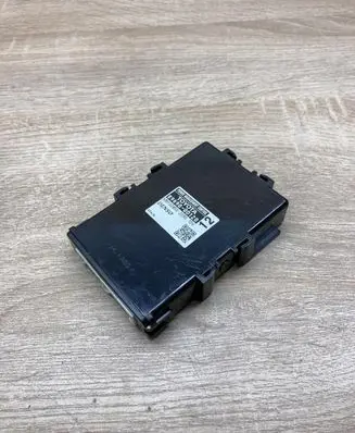 Toyota Yaris Other control units/modules 896900D120 MB1028502090
