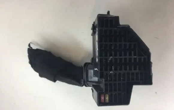 Skoda Octavia Mk1 (1U) Fuse module 18110400943