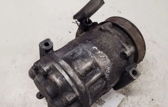 Peugeot 407 Air conditioning (A/C) compressor (pump) 9683003080