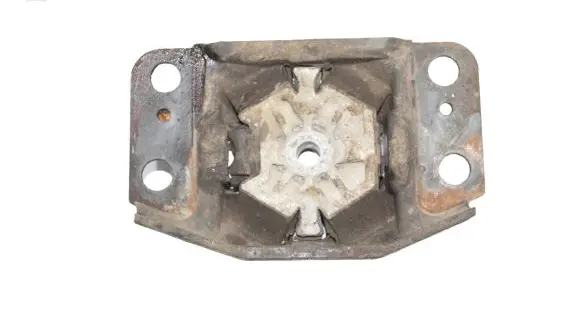 Ford Mondeo MK IV Engine mount bracket