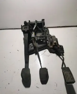 Peugeot 407 Pedal assembly 