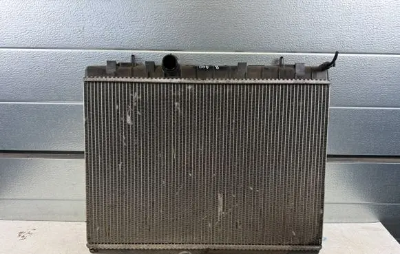 Citroen DS5 Electric radiator cooling fan P9800482380