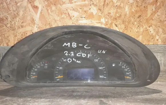 Mercedes-Benz C W203 Speedometer (instrument cluster) A2035403147 87001411B