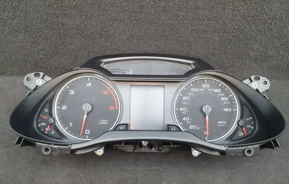 Audi A4 S4 B8 8K Speedometer (instrument cluster) 8K0920981D