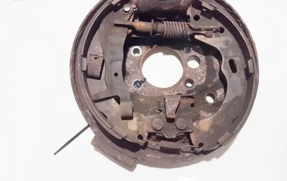 Mazda Premacy Handbrake/parking brake pads 