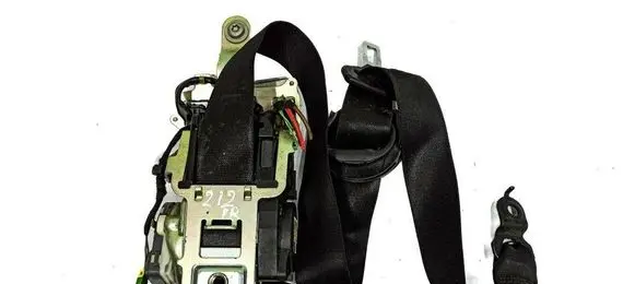Mercedes-Benz E W212 Front seatbelt A2128606685 317112200 610035800