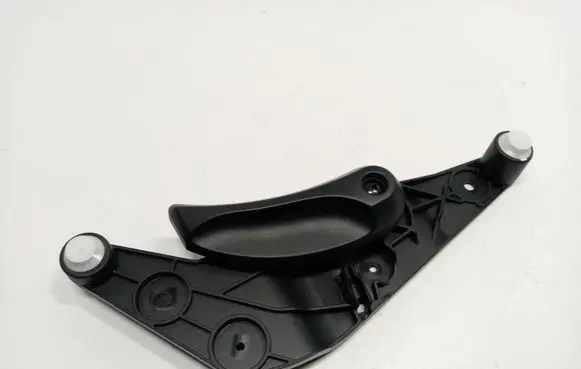 Engine bonnet (hood) release handle