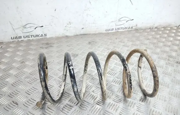 Ford Mondeo MK II Front coil spring