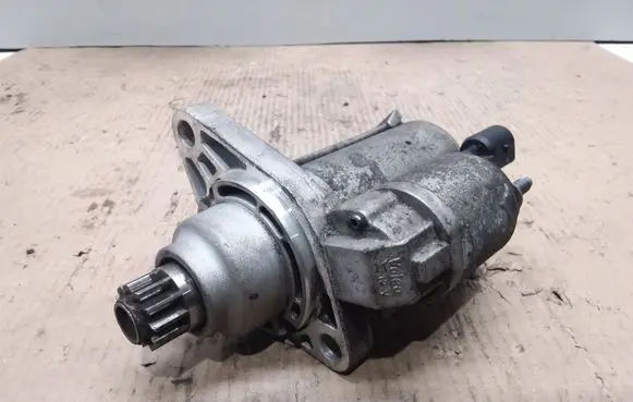 Volkswagen PASSAT B7 Starter motor 0AM911023T