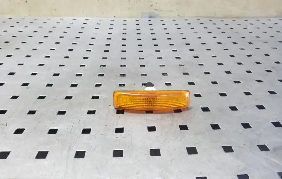 Land Rover Freelander 2 - LR2 Front fender indicator light