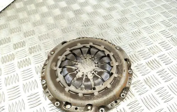 Nissan Juke I F15 Pressure plate 