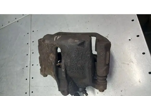 Ford Mondeo MK IV Front brake caliper