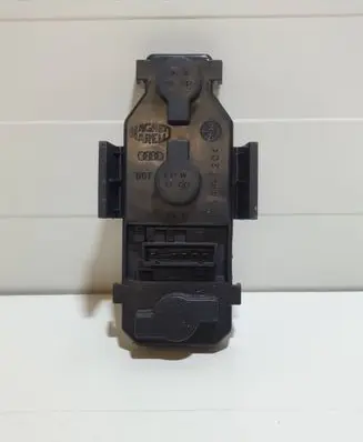 Audi A6 S6 C5 4B Tail light bulb cover holder BL3158B 388975