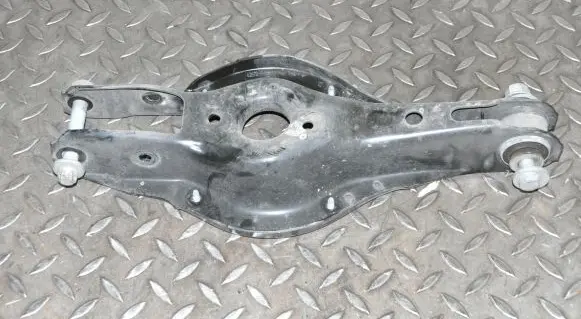 BMW 2 F22 F23 Rear upper control arm/wishbone