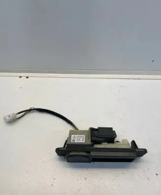 Mercedes-Benz S W222 Tailgate handle with camera A2227500893 2709133 01150078004
