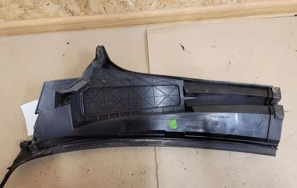 Citroen C3 Wiper trim 9637992277 9642693777
