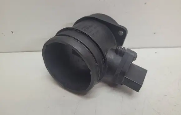 BMW 1 E81 E87 Mass air flow meter 7566989 0280218159
