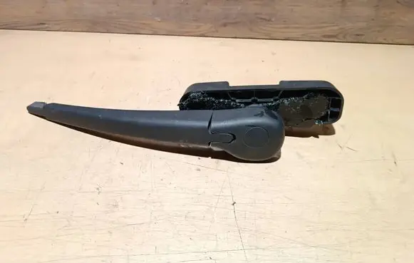 Citroen Berlingo Rear wiper blade arm 9682979680 80020767
