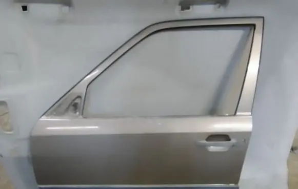 Mercedes-Benz E W124 Front door