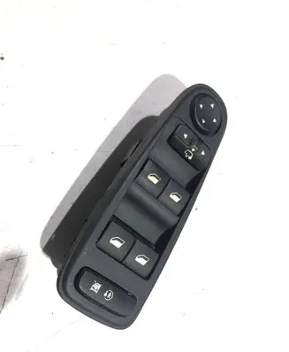 Citroen C4 I Picasso Electric window control switch 96639383ZD