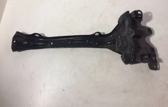 Porsche Cayenne (9PA) Radiator support slam panel bracket 7L0805799