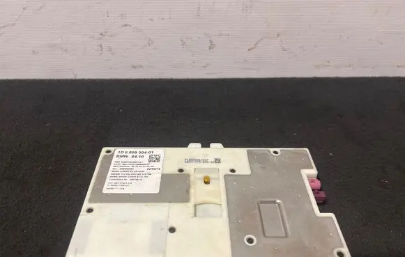 BMW 7 G11 G12 Door central lock control unit/module 6809304