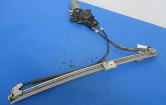 Peugeot 806 Front door window regulator with motor