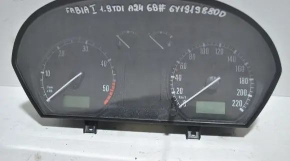 Skoda Fabia Mk1 (6Y) Speedometer (instrument cluster) 6Y1919880D