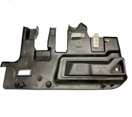 Volkswagen Touareg I Dashboard lower bottom trim panel 7L6815173E 10910 PPT20