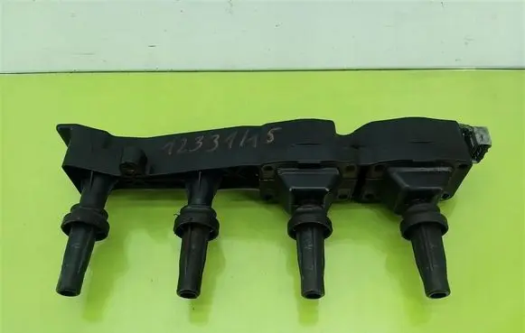 Citroen C4 I High voltage ignition coil 9636337880
