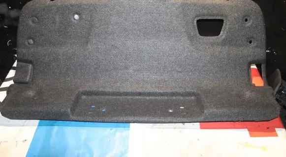Volvo S60 (D)pillar trim (top) 39582052