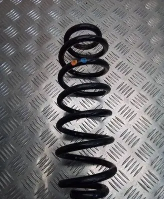 Volkswagen PASSAT CC Rear coil spring