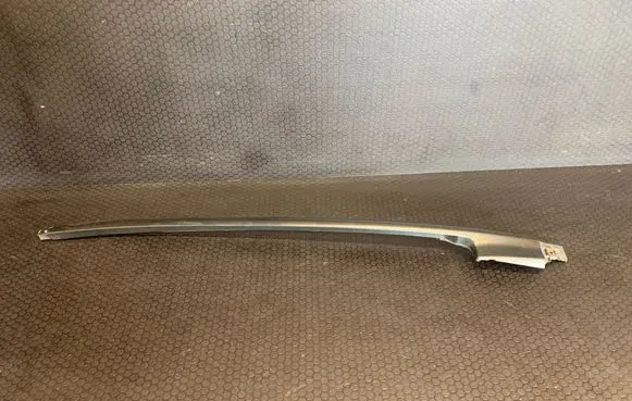 Honda CR-V Windshield trim 73152S9A