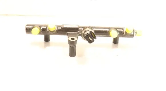 Peugeot 508 Fuel main line pipe
