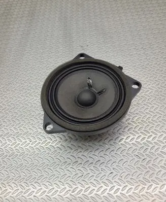 Volvo XC40 Front door high frequency speaker 31438477